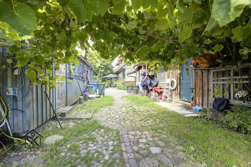 PARDUODAMAS PELNINGAS KAIMO TURIZMO VERSLAS – 6 AUTONOMINIŲ PASTATŲ KOMPLEKSAS SU 1,39 HA SKLYPAIS PRIE PAKALNĖS UPĖS (Pakalnės k., Pakalnės g. 64) 43