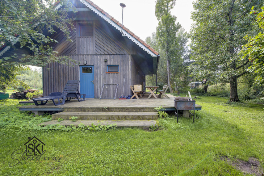 PARDUODAMAS PELNINGAS KAIMO TURIZMO VERSLAS – 6 AUTONOMINIŲ PASTATŲ KOMPLEKSAS SU 1,39 HA SKLYPAIS PRIE PAKALNĖS UPĖS (Pakalnės k., Pakalnės g. 64) 46