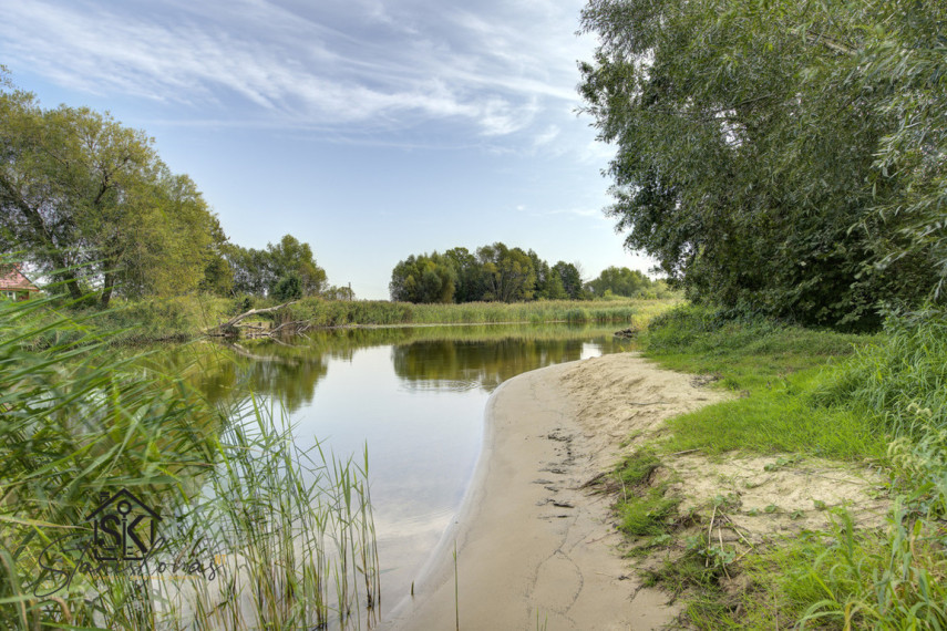 PARDUODAMAS PELNINGAS KAIMO TURIZMO VERSLAS – 6 AUTONOMINIŲ PASTATŲ KOMPLEKSAS SU 1,39 HA SKLYPAIS PRIE PAKALNĖS UPĖS (Pakalnės k., Pakalnės g. 64) 48