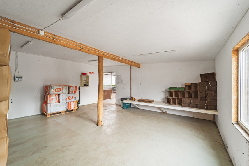 Parduodamos administracinės, gamybinės, kitos paskirties, paslaugų, prekybos, sandėliavimo patalpos Kretingos r. sav., Laukžemės k., Ilgoji g.3, 960 m2 ploto 11