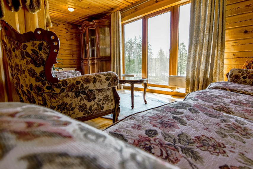 Parduodamas namas Lazdijų r. sav., Gegutės k., Šlavantų, 696 m2 ploto, 2 aukštai 14
