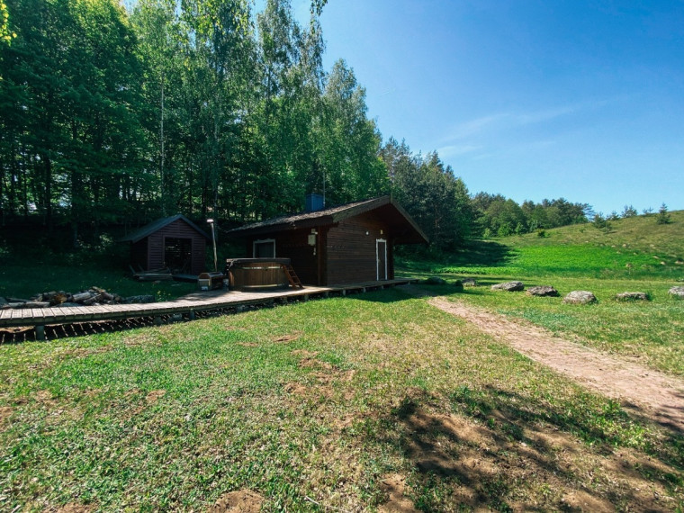 Parduodamas namas Lazdijų r. sav., Gegutės k., Šlavantų, 696 m2 ploto, 2 aukštai 34