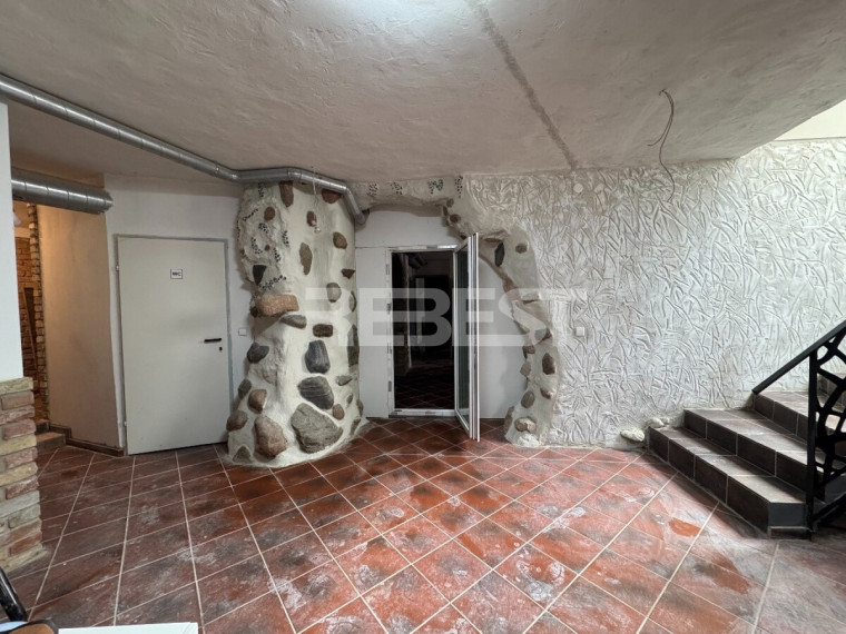 Parduodamos paslaugų, prekybos patalpos Vilniaus g., Centras, Šiaulių m., Šiaulių m. sav., 140 m2 ploto 1