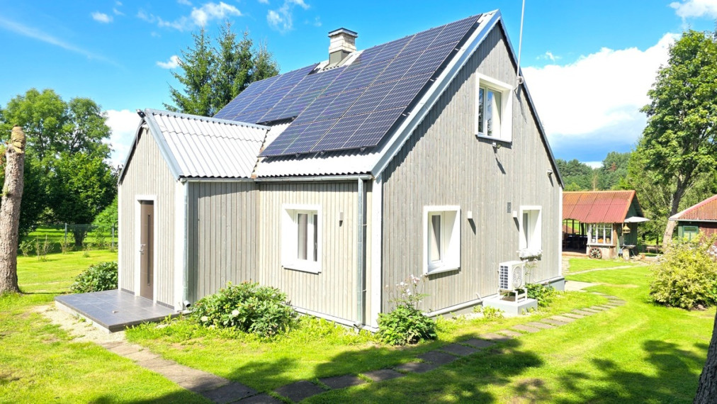 Parduodamas namas Molėtų r. sav., Gėliogalių k., Liepų , 101 m2 ploto, 2 aukštai 13