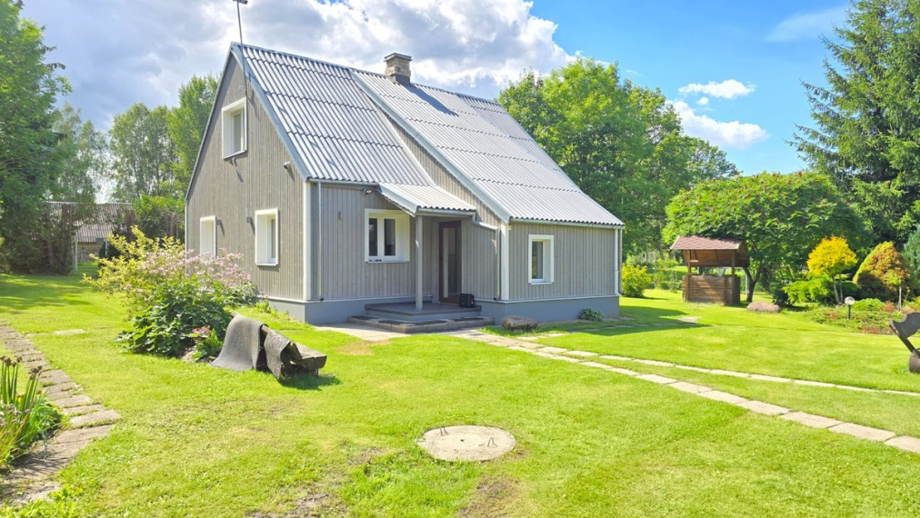 Parduodamas namas Molėtų r. sav., Gėliogalių k., Liepų , 101 m2 ploto, 2 aukštai 14