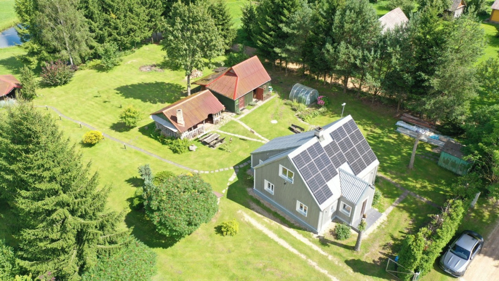 Parduodamas namas Molėtų r. sav., Gėliogalių k., Liepų , 101 m2 ploto, 2 aukštai 15