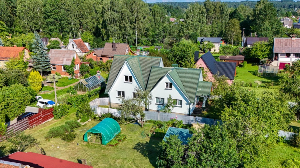 Parduodamas namas Mėtų g., Rastinėnų k., Vilniaus r. sav., 160 m2 ploto, 2 aukštai 24
