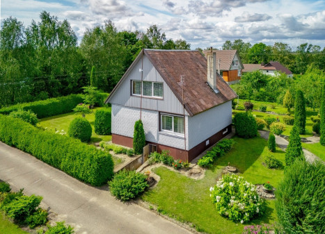 Parduodamas namas Kaštonų g., Agluonų k., Akmenės r. sav., 156.08 m2 ploto, 2 aukštai Parduodamas namas Kaštonų g., Agluonų k., Akmenės r. sav., 156.08 m2 ploto, 2 aukštai