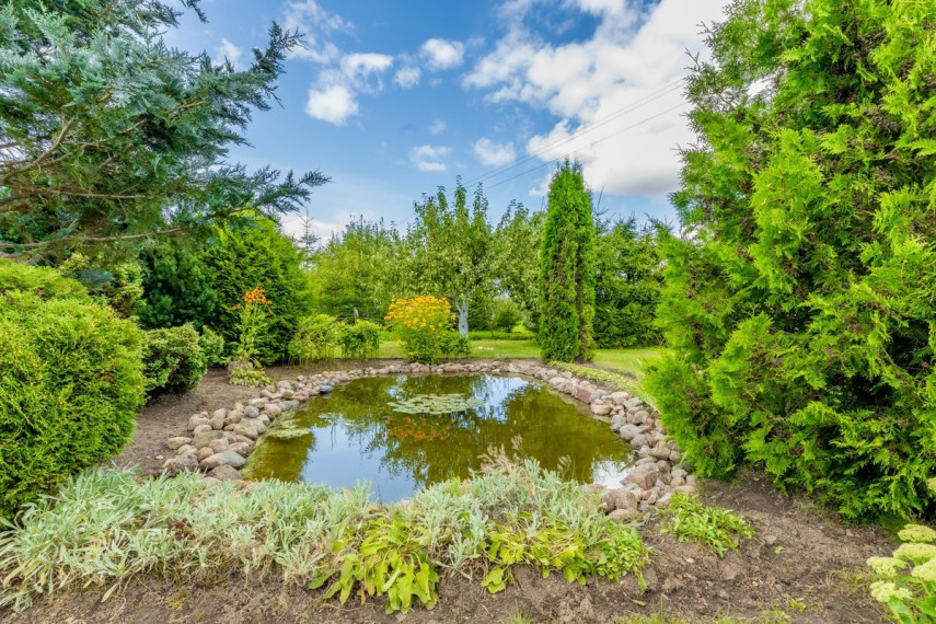 Parduodamas namas Kaštonų g., Agluonų k., Akmenės r. sav., 156.08 m2 ploto, 2 aukštai 12