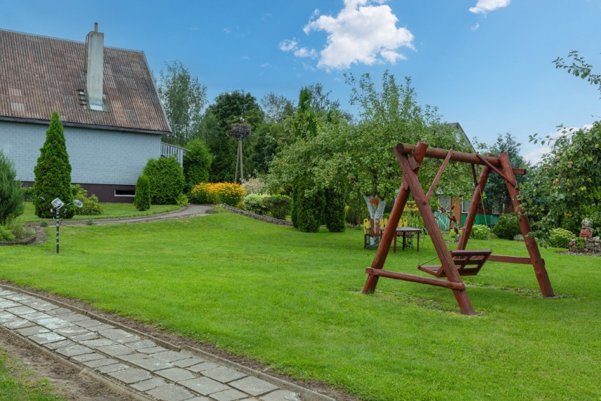 Parduodamas namas Kaštonų g., Agluonų k., Akmenės r. sav., 156.08 m2 ploto, 2 aukštai 13