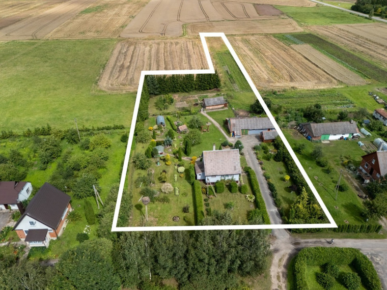 Parduodamas namas Kaštonų g., Agluonų k., Akmenės r. sav., 156.08 m2 ploto, 2 aukštai 14