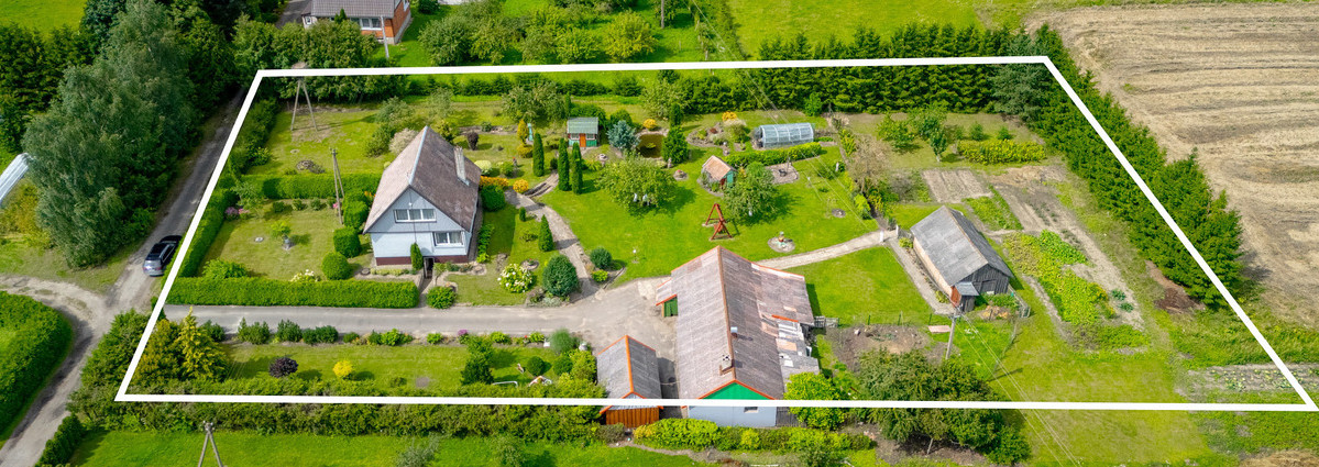 Parduodamas namas Kaštonų g., Agluonų k., Akmenės r. sav., 156.08 m2 ploto, 2 aukštai 15