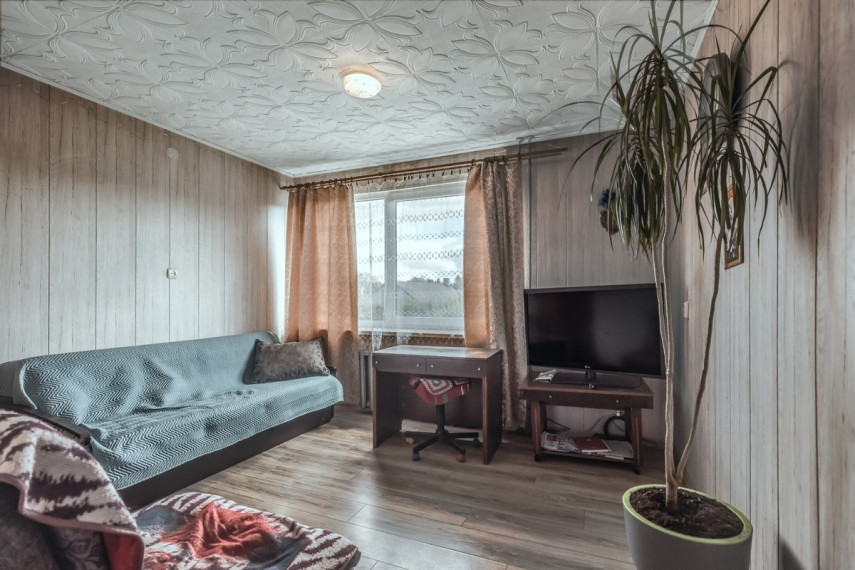 Parduodamas namas Kaštonų g., Agluonų k., Akmenės r. sav., 156.08 m2 ploto, 2 aukštai 17