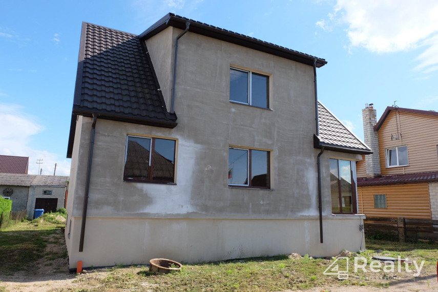Parduodamas namas M. K. Čiurlionio g., Kalvarijos m., Kalvarijos sav., 208.99 m² ploto 4 kambariai 3