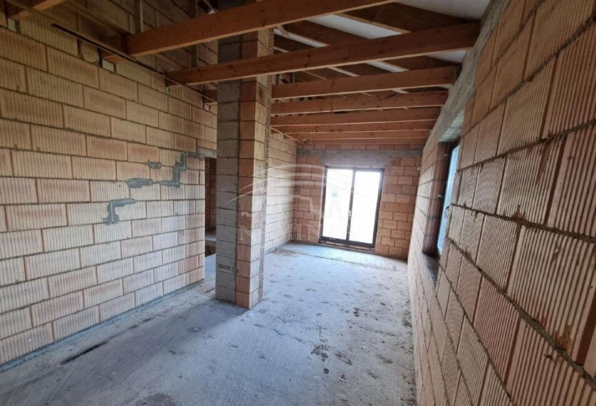 Parduodamas namas Mazūriškių k., Klaipėdos r. sav., 250 m2 ploto, 2 aukštai 7
