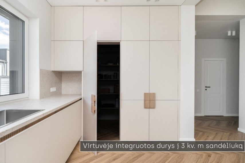 Parduodamas namas Ismonių g., Aukštieji Paneriai, Vilniaus m., Vilniaus m. sav., 156 m2 ploto, 1 aukštai 11