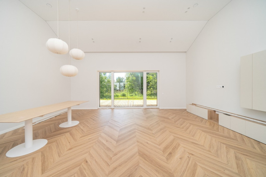 Parduodamas namas Ismonių g., Aukštieji Paneriai, Vilniaus m., Vilniaus m. sav., 156 m2 ploto, 1 aukštai 14