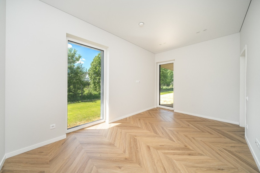 Parduodamas namas Ismonių g., Aukštieji Paneriai, Vilniaus m., Vilniaus m. sav., 156 m2 ploto, 1 aukštai 25