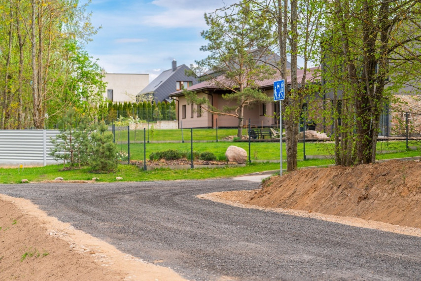 Parduodamas namas Astrų g., Lindiniškių k., Vilniaus r. sav., 216 m2 ploto, 1 aukštai 35