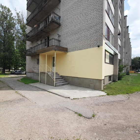 Parduodamas butas J. Basanavičiaus g., Vyturių, Utenos m., Utenos r. sav., 51.75 m² ploto 2 kambariai 1