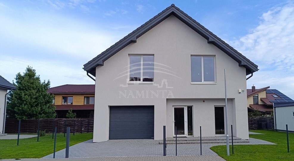 Parduodamas namas Kalotės k., Klaipėdos r. sav., 153 m2 ploto, 2 aukštai 2