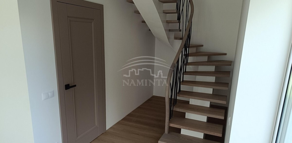 Parduodamas namas Kalotės k., Klaipėdos r. sav., 153 m2 ploto, 2 aukštai 8