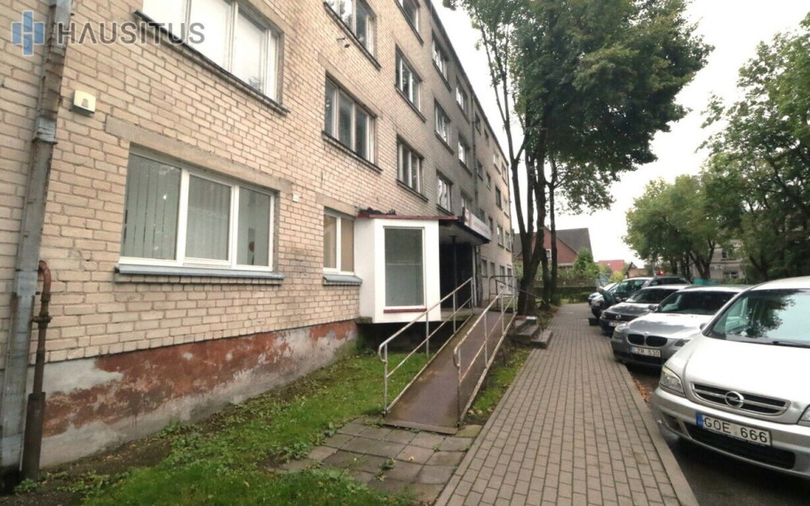 Parduodamas butas M. Valančiaus g., Anykščiuose, 27.6 kv.m ploto 27