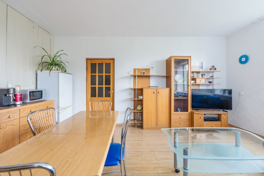 Parduodamas namas Liepojos g., Mažojo kaimelio, Klaipėdos m., Klaipėdos m. sav., 321.62 m2 ploto, 3 aukštai 10