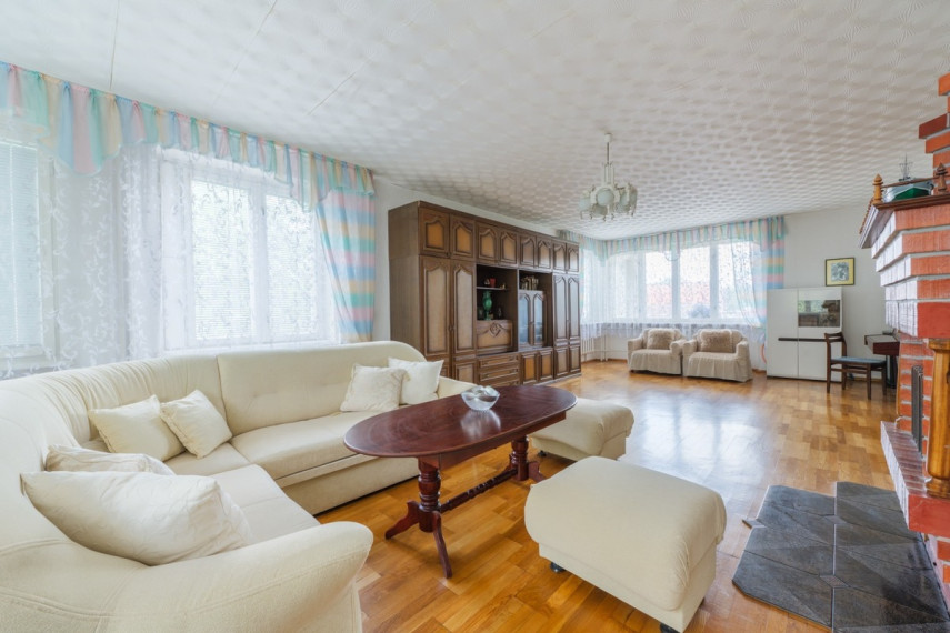 Parduodamas namas Liepojos g., Mažojo kaimelio, Klaipėdos m., Klaipėdos m. sav., 321.62 m2 ploto, 3 aukštai 12