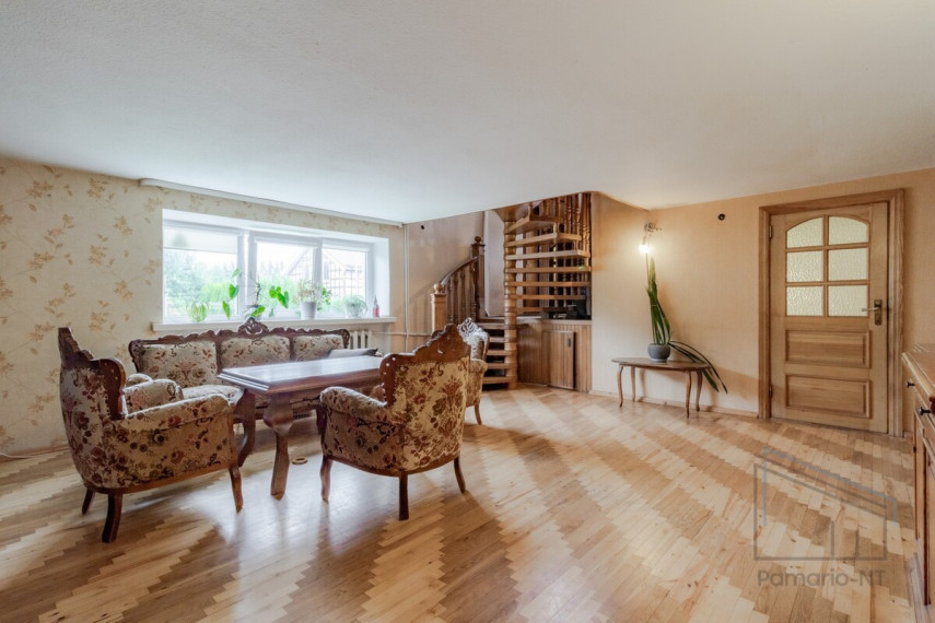 Parduodamas namas Veiviržėnų mstl., Klaipėdos r. sav., 358 m2 ploto, 2 aukštai 1