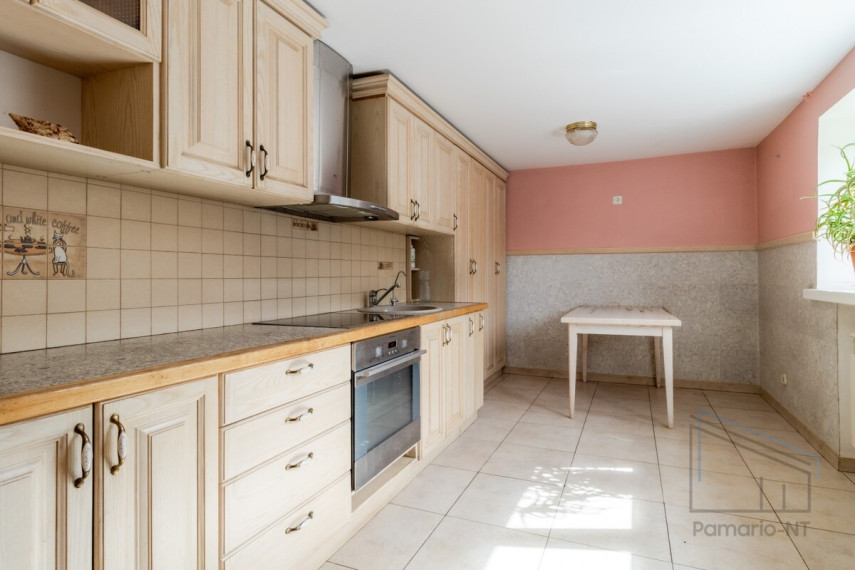 Parduodamas namas Veiviržėnų mstl., Klaipėdos r. sav., 358 m2 ploto, 2 aukštai 7