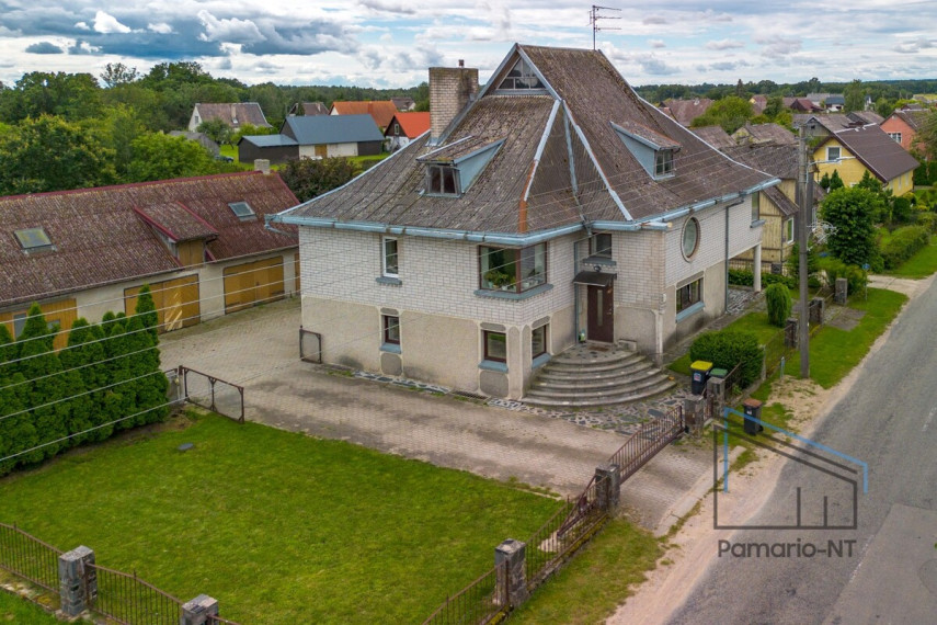 Parduodamas namas Veiviržėnų mstl., Klaipėdos r. sav., 358 m2 ploto, 2 aukštai 10