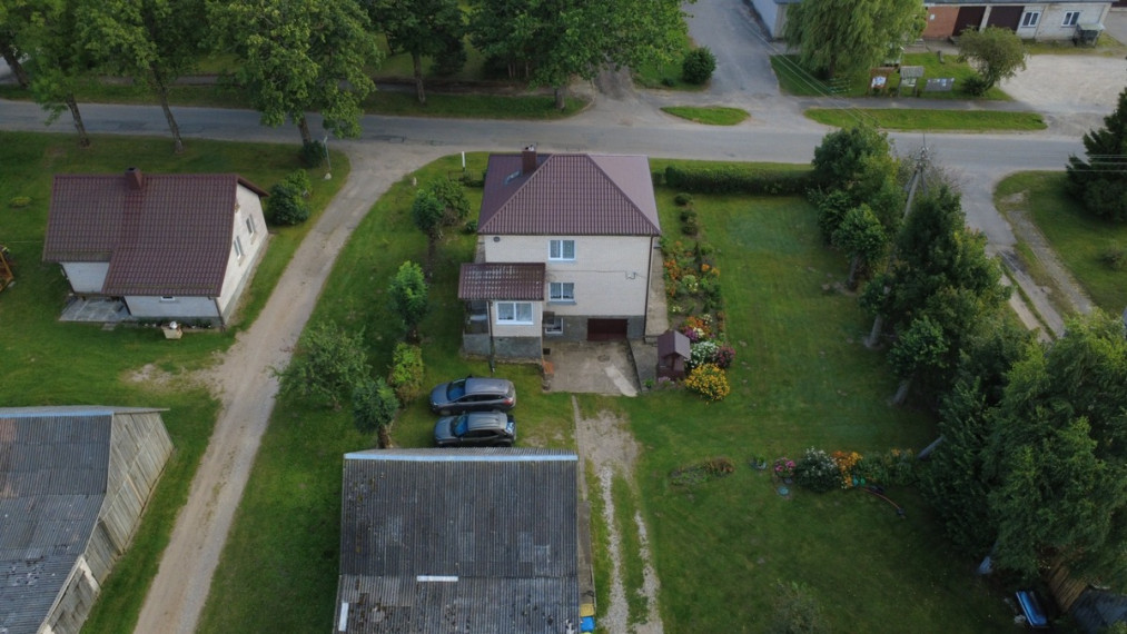 Parduodamas namas Dvaro g., Pakėvio k., Kelmės r. sav., 180.49 m2 ploto, 2 aukštai 4