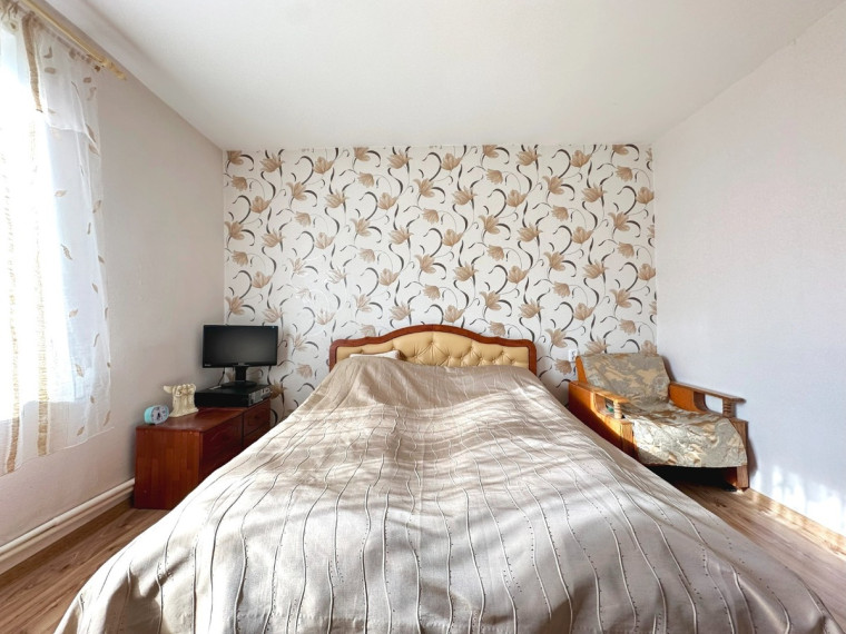 Parduodamas namas Dvaro g., Pakėvio k., Kelmės r. sav., 180.49 m2 ploto, 2 aukštai 8