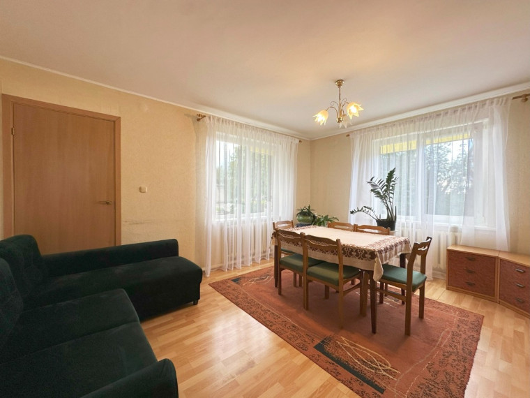 Parduodamas namas Dvaro g., Pakėvio k., Kelmės r. sav., 180.49 m2 ploto, 2 aukštai 9