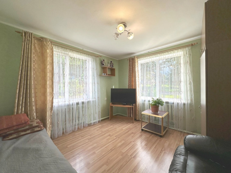 Parduodamas namas Dvaro g., Pakėvio k., Kelmės r. sav., 180.49 m2 ploto, 2 aukštai 11