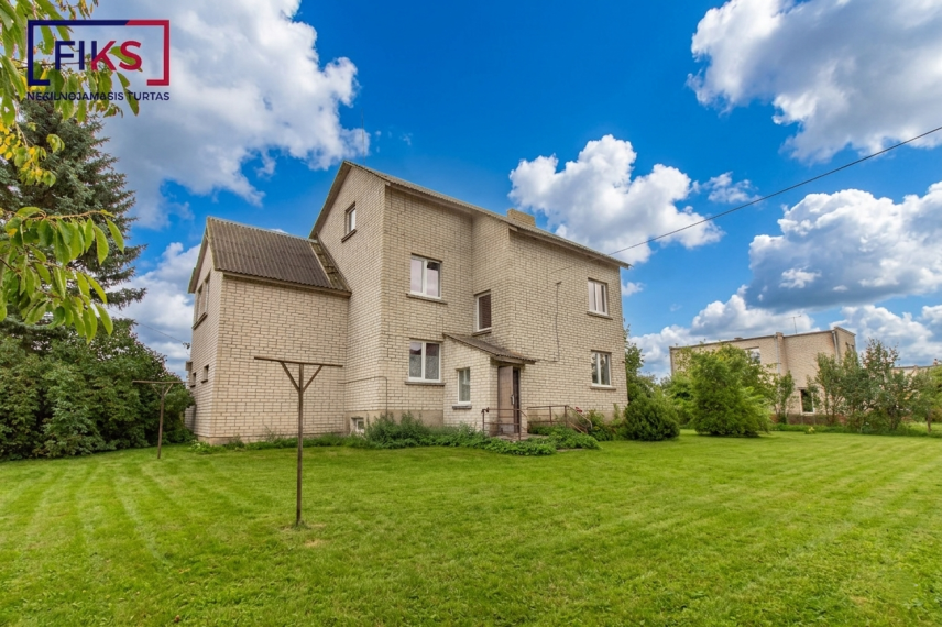 Parduodamas namas Jonavos g., Juškonių k., Jonavos r. sav., 262.95 m² ploto 6 kambariai 4