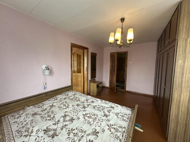 Parduodamas namas Baisogalos mstl., Radviliškio r. sav., 214.01 m² ploto 10 kambarių 18