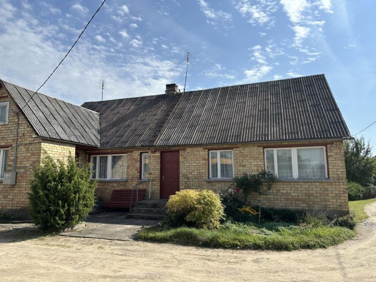Parduodamas namas Baisogalos mstl., Radviliškio r. sav., 214.01 m² ploto 10 kambarių 6