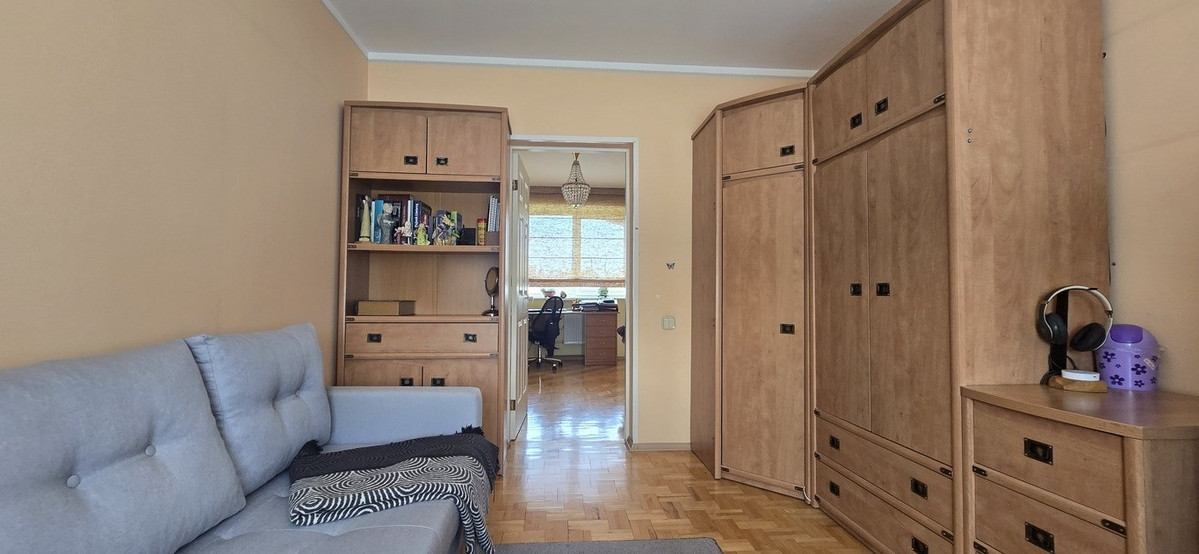 PARDUODAMAS IŠSKIRTINIS NAMAS BILIŪNO G., KĖDAINIUOSE 16