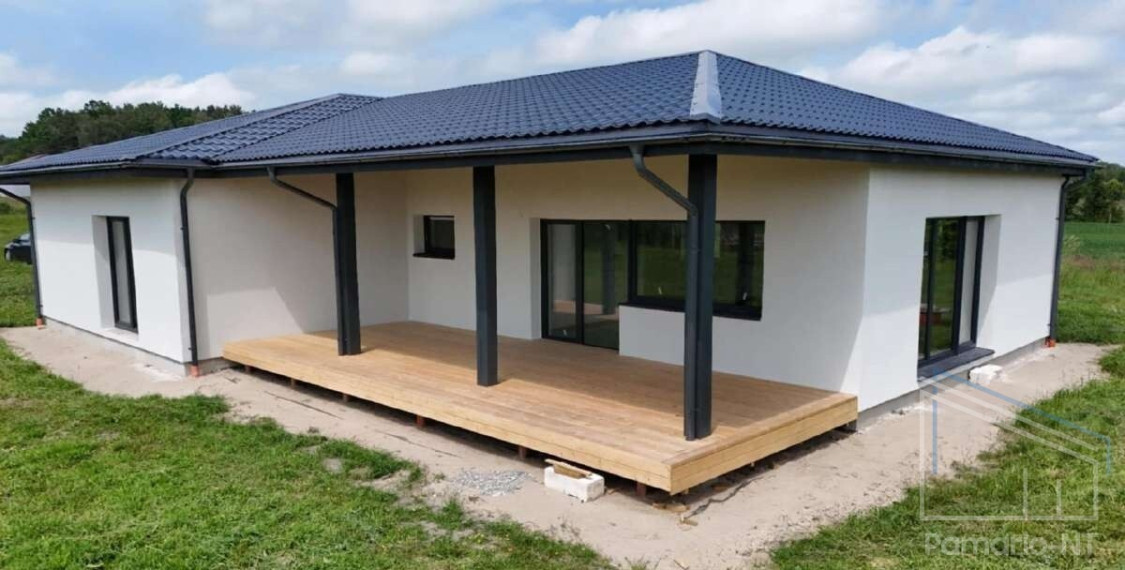 Parduodamas namas Dovilų mstl., Klaipėdos r. sav., 132 m2 ploto, 1 aukštai 4