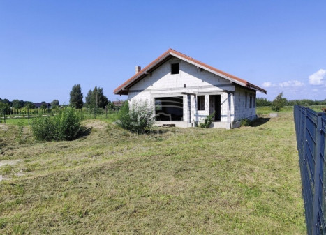 Parduodamas namas Birbinčių k., Klaipėdos r. sav., 127 m2 ploto, 2 aukštai Parduodamas namas Birbinčių k., Klaipėdos r. sav., 127 m2 ploto, 2 aukštai