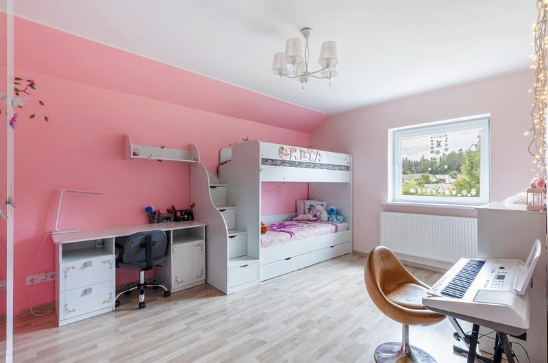 Parduodamas namas Medelyno g., Vėliučionių k., Vilniaus r. sav., 200.88 m² ploto 5 kambariai 14