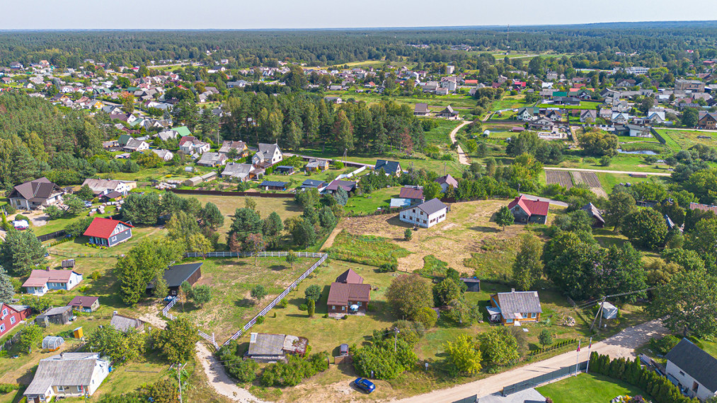 Parduodamas pilnai renovuotas namas Beržų g., Senosios Varėnos k., 56,42 kv.m ploto su sklypu 13.83 a 24