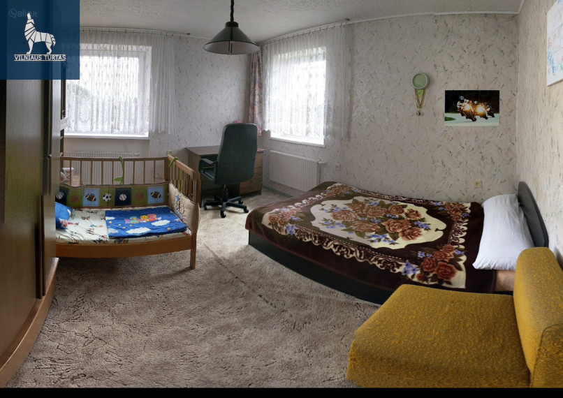 Parduodamas namas Jurbarko r. sav., Smalininkų k., Intako g., 298 m2 ploto, 2 aukštai 12