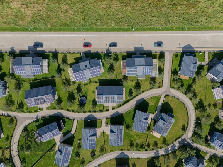 PARDUODAMAS KOTEDŽAS PAJŪRYJE – PATOGUS GYVENIMUI, POILSIUI AR INVESTICIJAI 32
