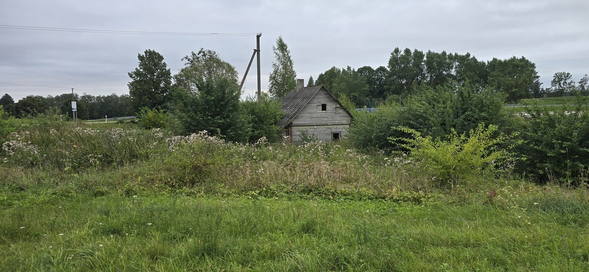 PARDUODAMI DU SKLYPAI ŽIBARTONIUOSE, ŠALIA UŽTVANKOS 9