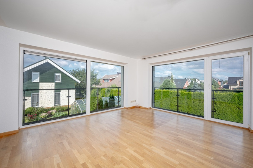 Parduodamas namas Skatulės g., Zujūnai, Vilniaus m., Vilniaus m. sav., 245.17 m2 ploto, 2 aukštai 9