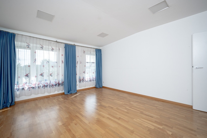 Parduodamas namas Skatulės g., Zujūnai, Vilniaus m., Vilniaus m. sav., 245.17 m2 ploto, 2 aukštai 17