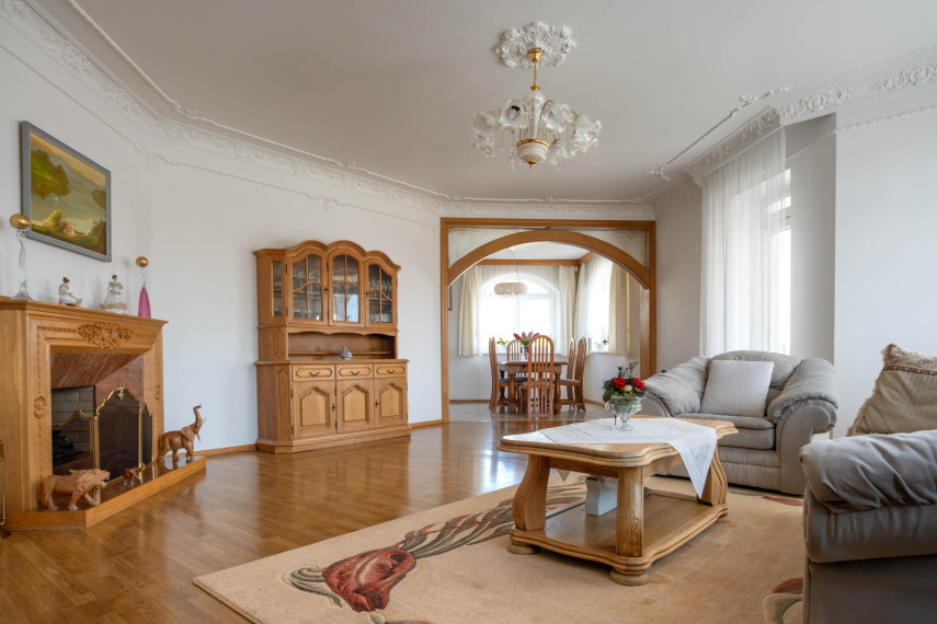 Parduodamas namas Turistų g., Likiškiai, Alytaus m., Alytaus m. sav., 396.00 m² ploto 6 kambariai 19